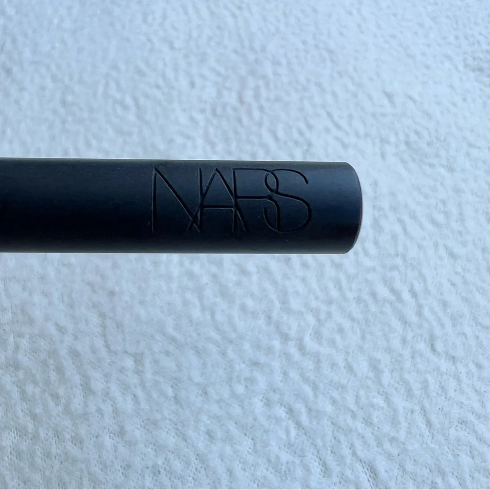 Nars makeup brush